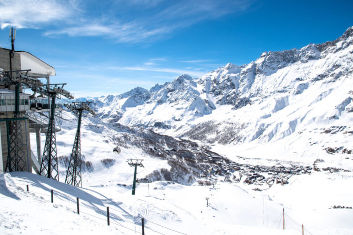 Fantastic views of the surrounding mountains in the Italian part of the Matterhorn Ski Paradise.