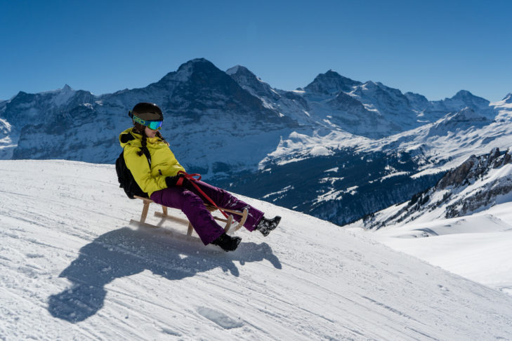 In addition to 151 kilometres of pistes, winter sports enthusiasts in the Grindelwald/First & Kleine Scheidegg/Männlichen ski area can also tackle the "Big Pintenfritz", one of the longest toboggan runs in Europe at 12 km